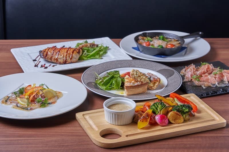 イタリアンフレンチバル FIRO(フィーロ)の店内・料理の写真 2枚目