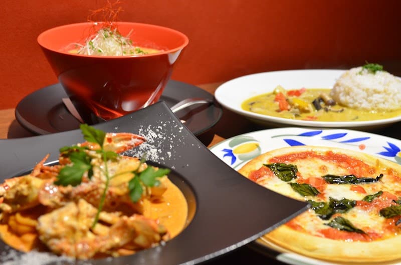 Bar & Dining Treeの店内・料理の写真 2枚目