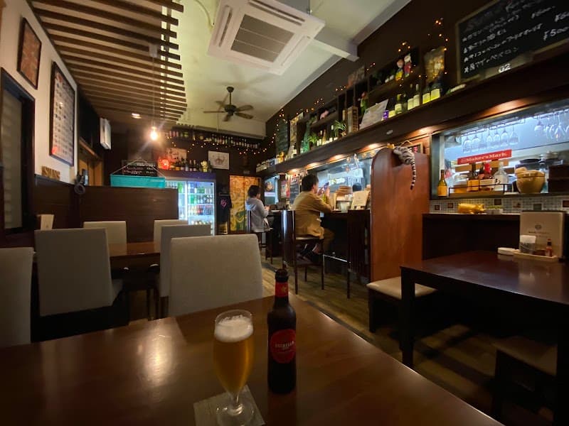 路地裏バル SUN'Sの店内・料理の写真 3枚目