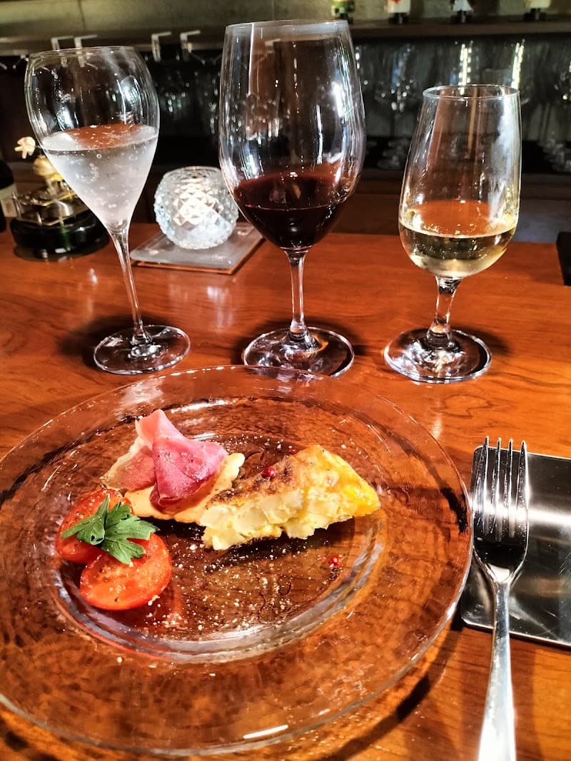 Wine bar NINOCHICAの店内・料理の写真 2枚目