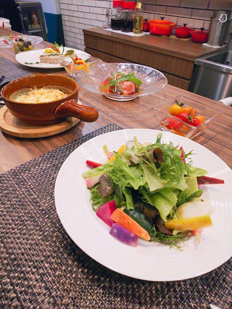 Bistro UENO Nibancho(ビストロ ウエノ)の店内・料理の写真 2枚目