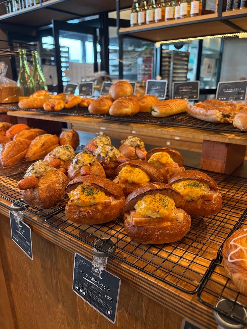 TSUNO WINE & BAKERYの店内・料理の写真 3枚目