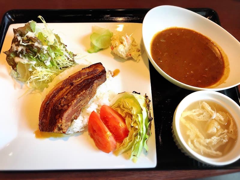 ダイニングバーGORGE(ゴージ)の店内・料理の写真 2枚目
