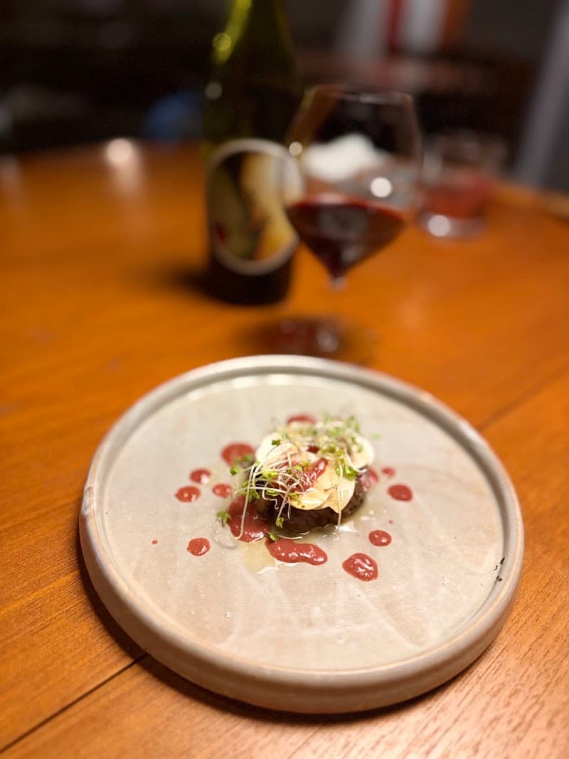 肉とワイン LUCYの店内・料理の写真 3枚目