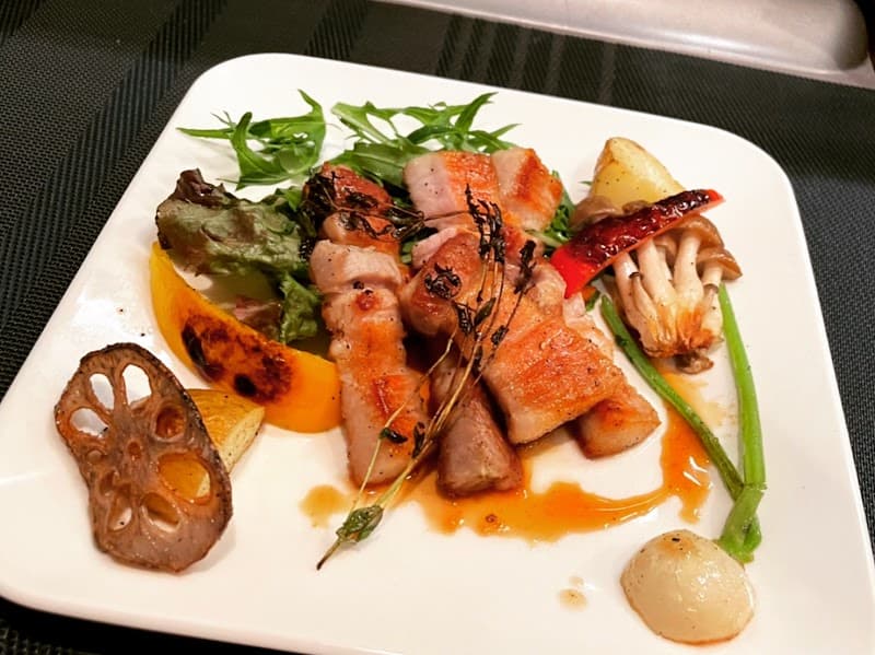 創作ダイニング 類友の店内・料理の写真 2枚目
