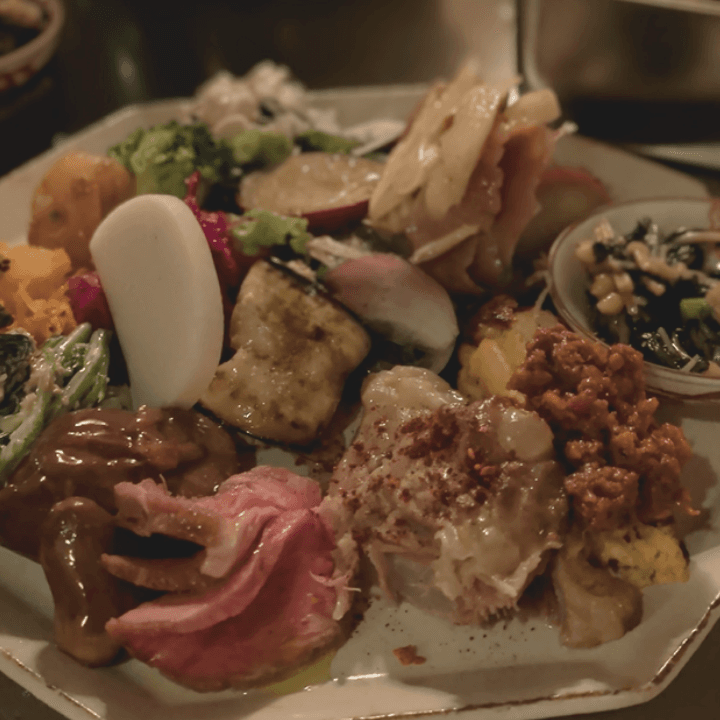 Wine bar Le3 ルトロワの店内・料理の写真 2枚目