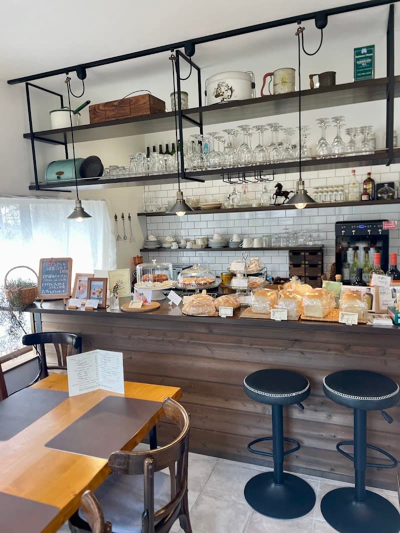 CAFE & WINE 麦の家