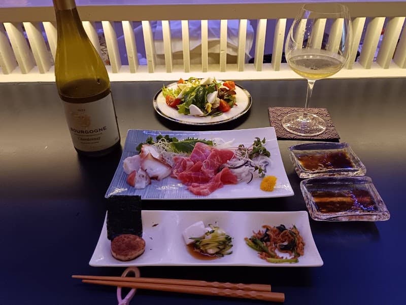 バー＆カフェ VIPの店内・料理の写真 2枚目
