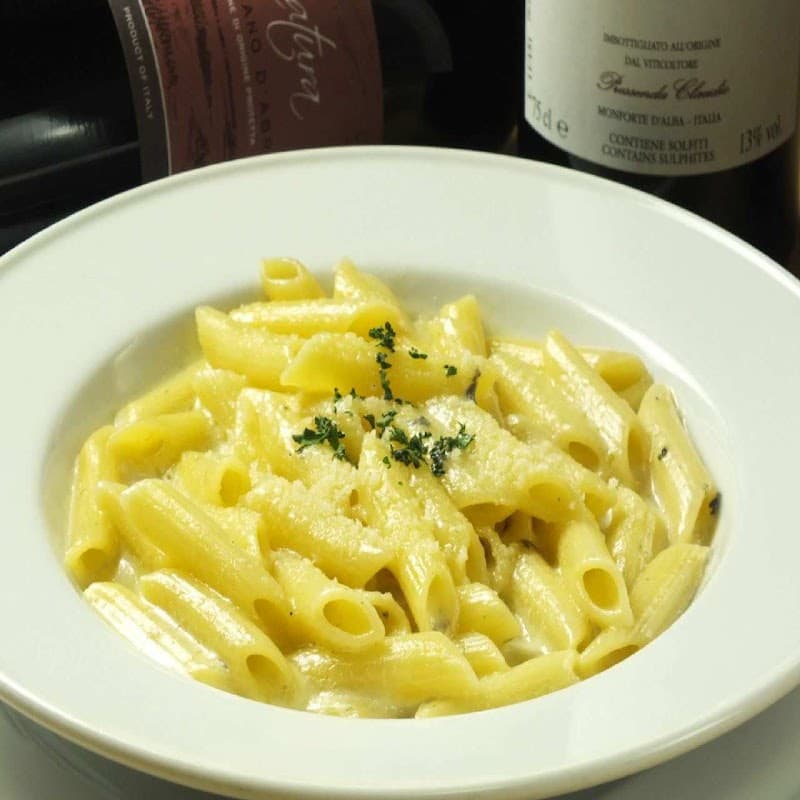 pizza＆wine SALON AKARIの店内・料理の写真 3枚目