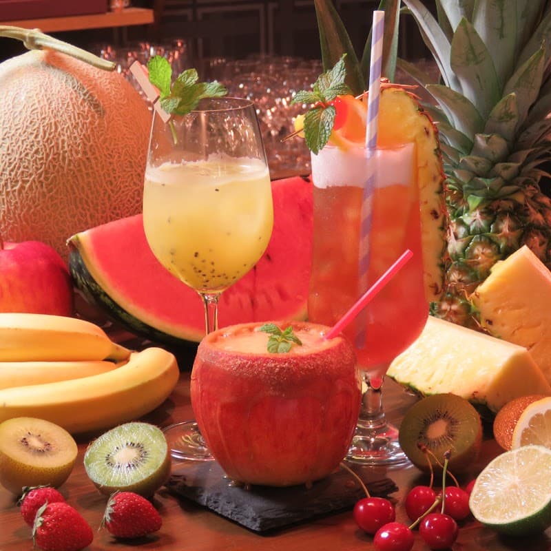 iKAZON its BAR（カゾン イッツ バー）の店内・料理の写真 2枚目