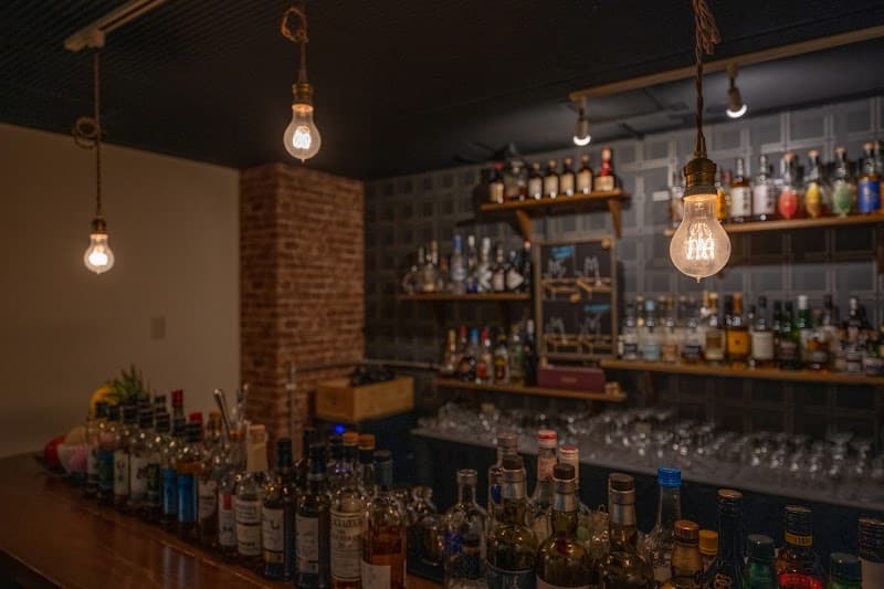 iKAZON its BAR（カゾン イッツ バー）の店内・料理の写真 3枚目