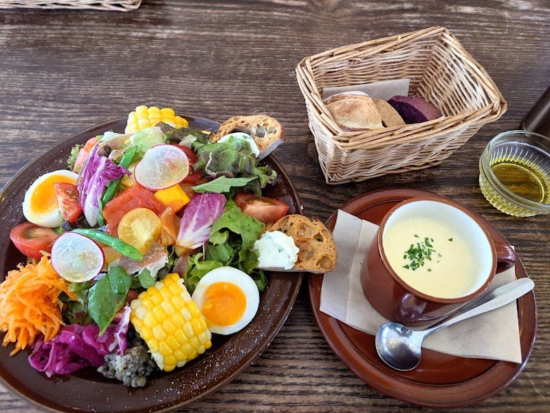 アイレックス ビストロ フィーユ エ フィスの店内・料理の写真 2枚目