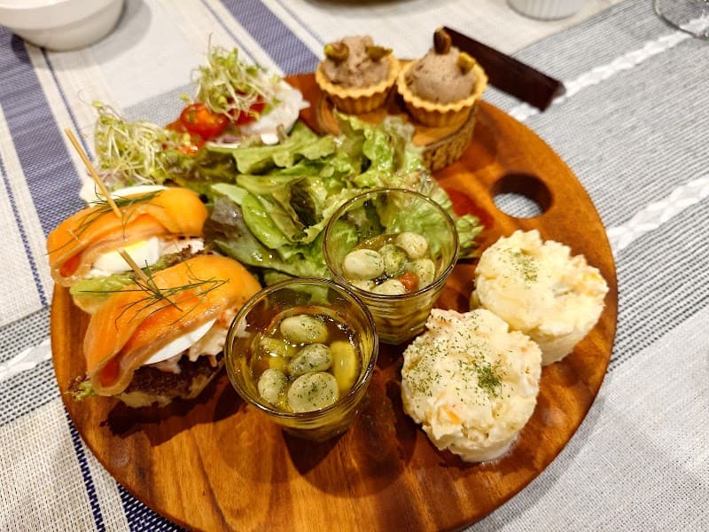 スペインバル Tiburonの店内・料理の写真 3枚目