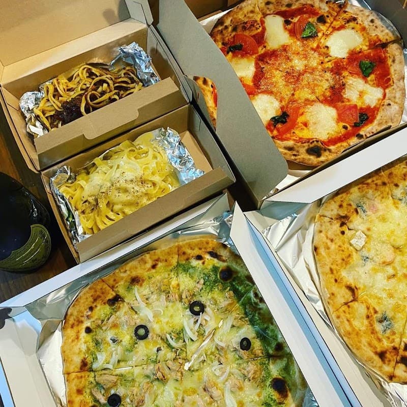 パスタ&ピッツァ ワインバー ヨロ WINE BAR YOLOの店内・料理の写真 2枚目