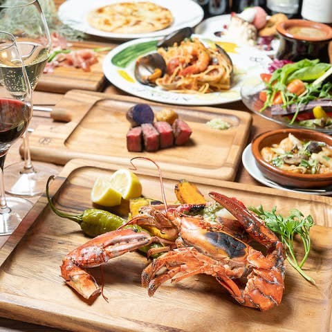 炭火イタリアン ワインバル 元町NEWS（スミビイタリアン ワインバル モトマチニュース）の店内・料理の写真 2枚目