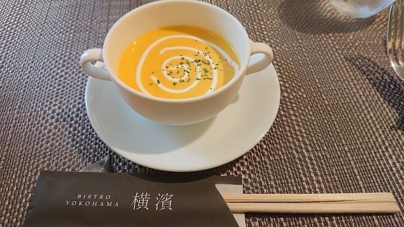 BISTRO 横濱の店内・料理の写真 2枚目