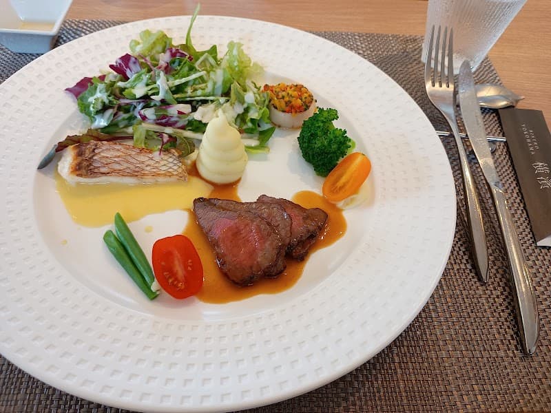 BISTRO 横濱の店内・料理の写真 3枚目