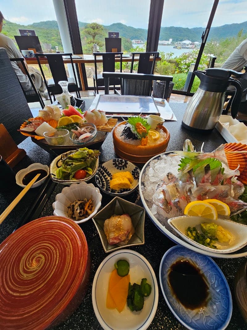 海鮮家 福伸の店内・料理の写真 3枚目