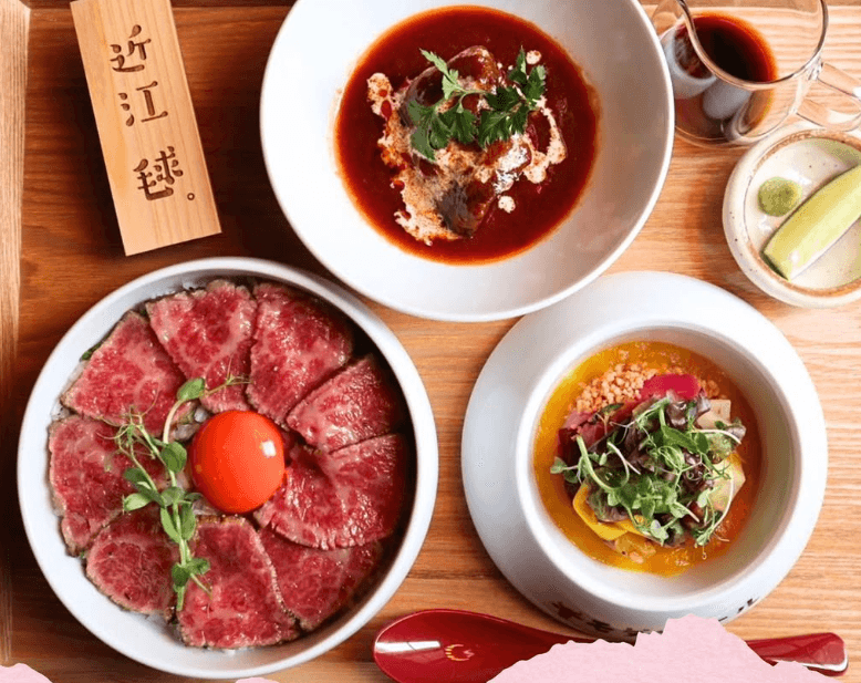 近江牛ステーキとがぶ飲みワイン ニクバルモダンミール 大津店の店内・料理の写真 2枚目