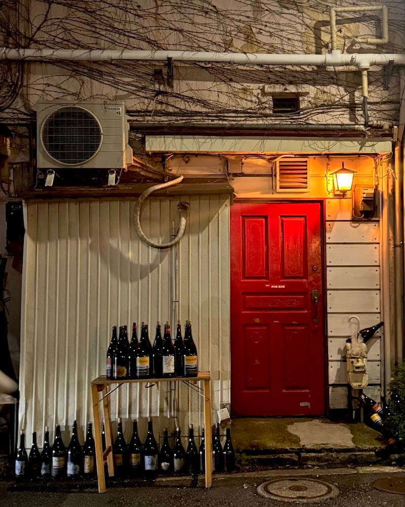 赤い店酒三郎