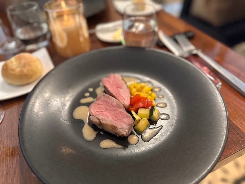 リゴロ ビストロ・ア・ヴァン (RIGOLO BISTRO a VIN)の店内・料理の写真 2枚目