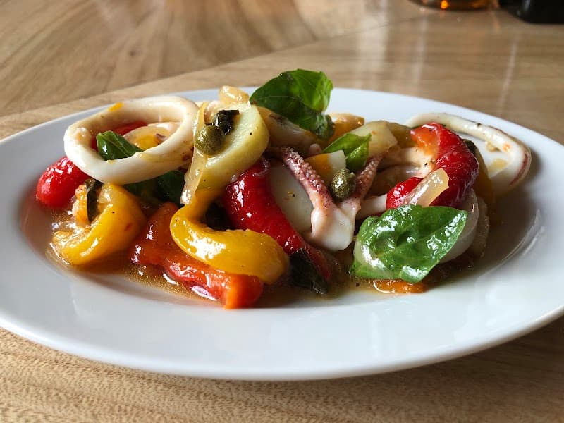 ワインとイタリア料理 141 都立大学の店内・料理の写真 2枚目