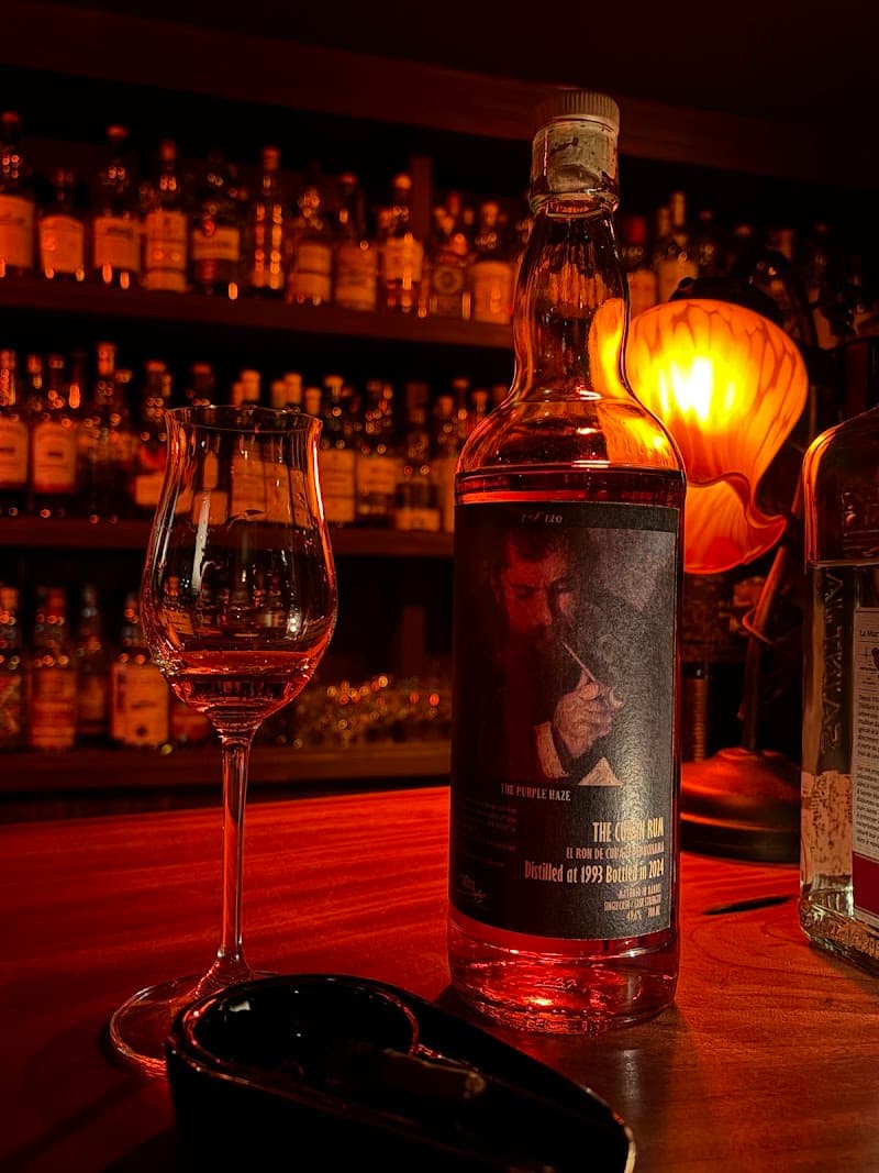 Bar Don’t tell Mamaの店内・料理の写真 3枚目