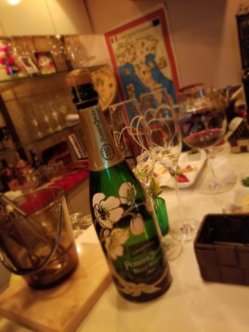 ワインバーハナコの店内・料理の写真 3枚目