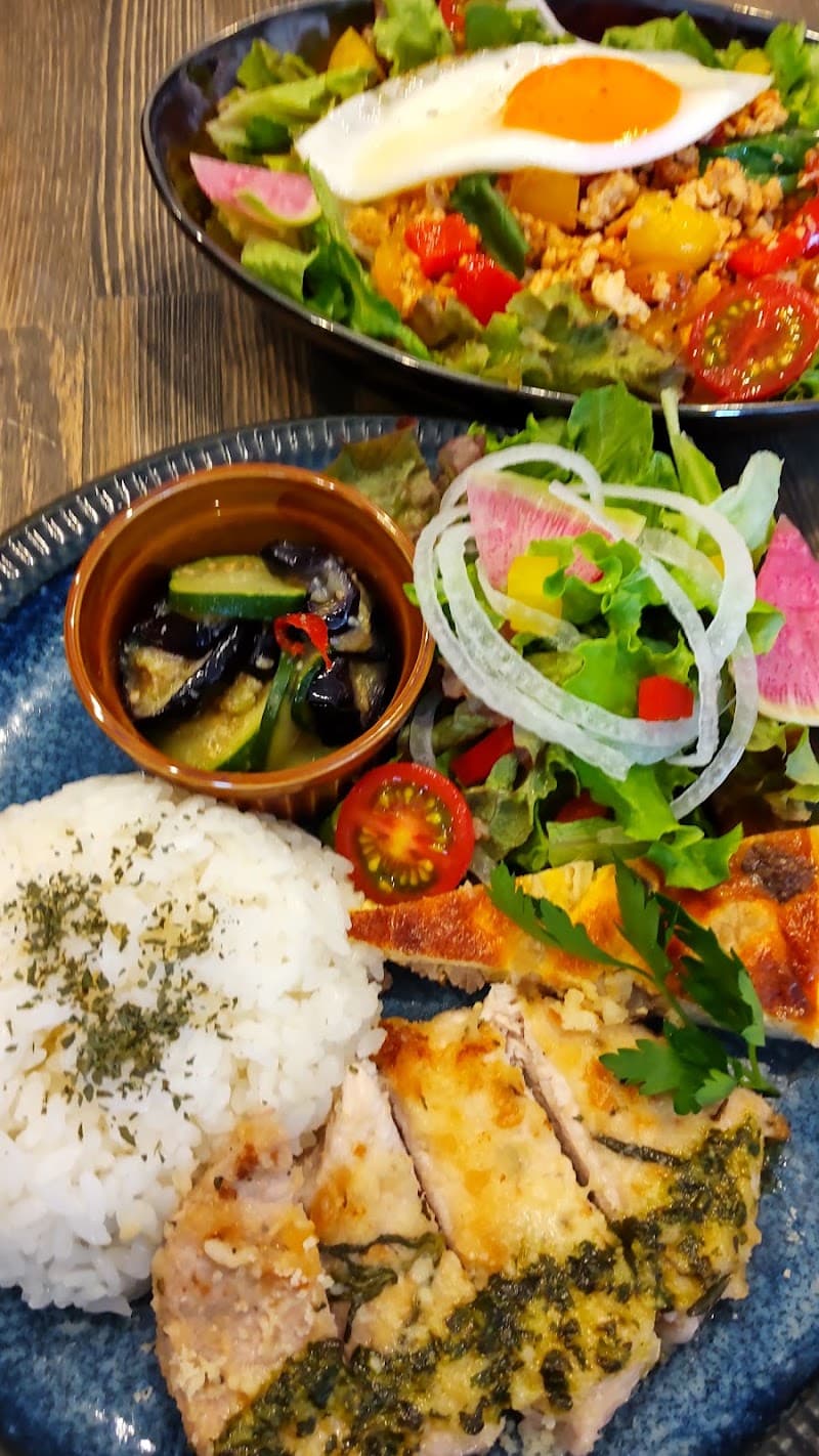 Cafe Bar Playfulの店内・料理の写真 2枚目