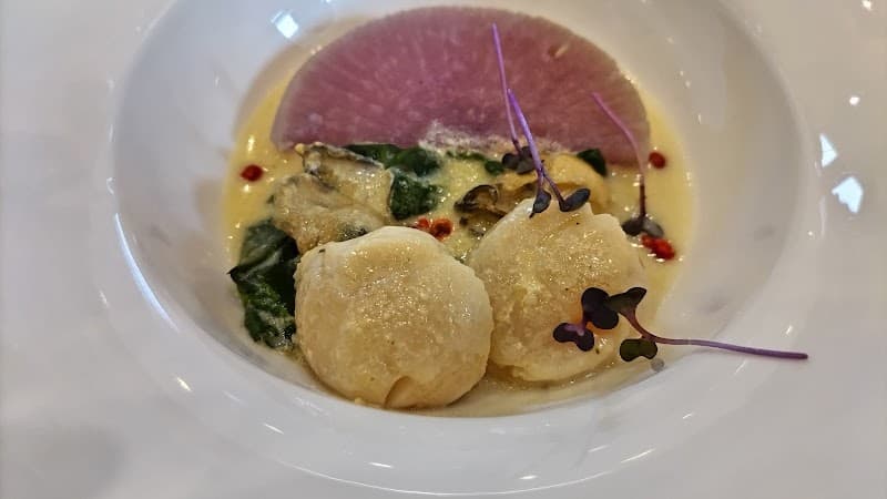 ビストロ 瀬田亭 コツナの店内・料理の写真 2枚目