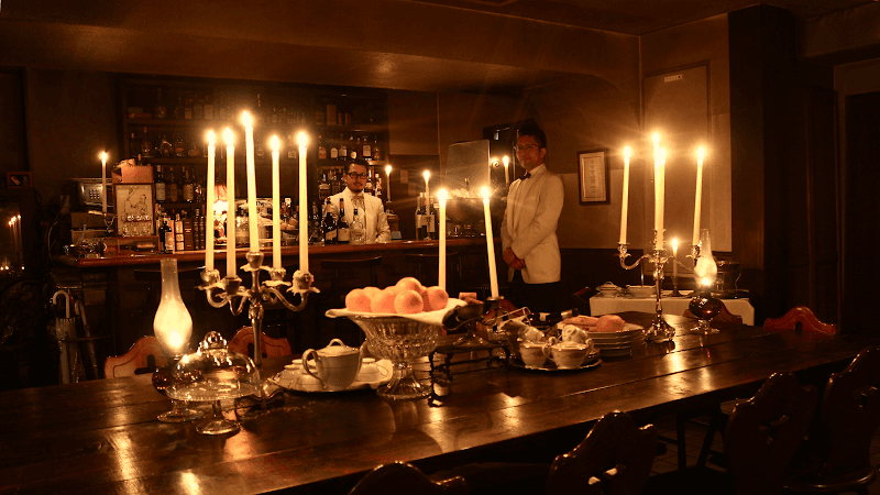 マジーノアール Tea & Bar MAGIE NOIR