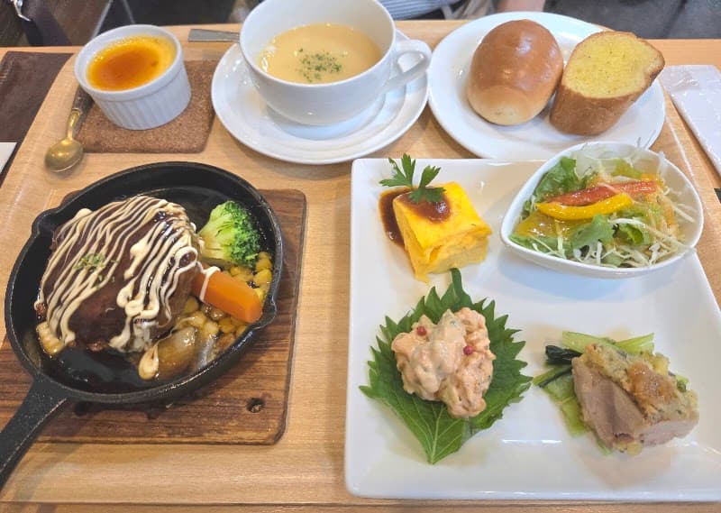Dining×Cafe Ensembleの店内・料理の写真 3枚目