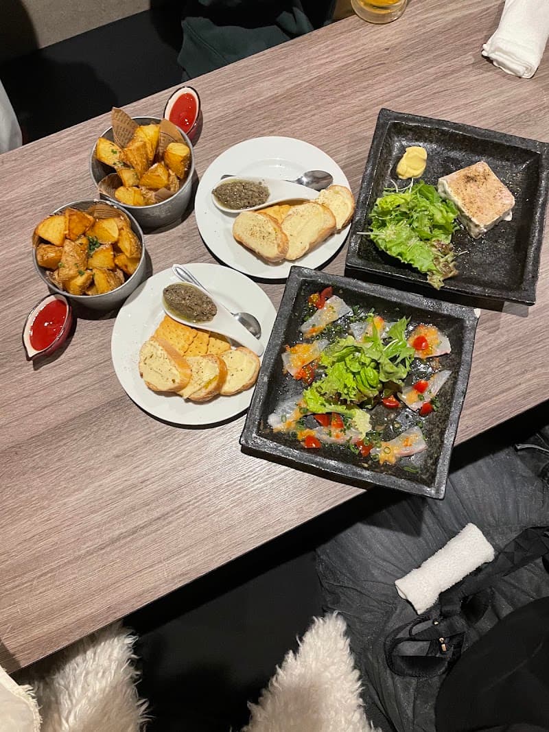 イタもん家 やってるよの店内・料理の写真 3枚目