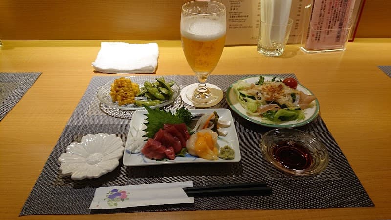 ダイニングバー 花の店内・料理の写真 2枚目