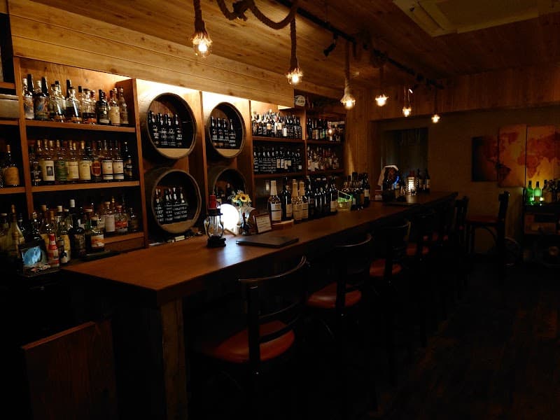 BAR CAVERNA バー カヴェルナ