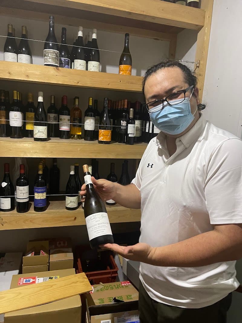 K-WINE かわばた酒店ワイン倉庫の店内・料理の写真 2枚目
