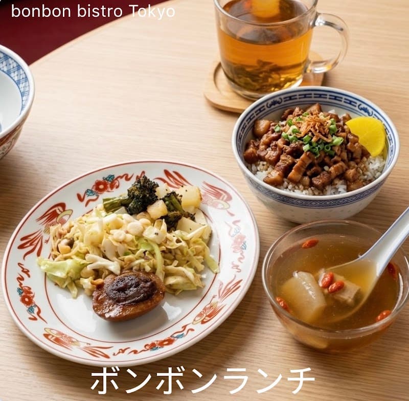 ボンボン ビストロ鳳鳳亭の店内・料理の写真 3枚目