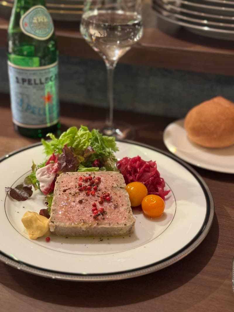 洋食とワインの店coucou