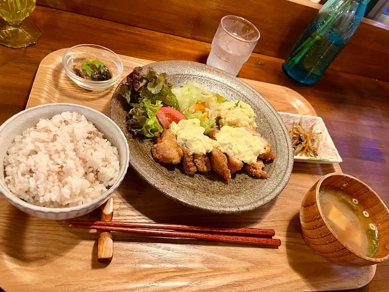 おばんざい家 PUCHIの店内・料理の写真 2枚目