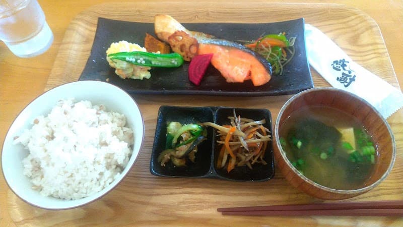 おばんざい家 PUCHIの店内・料理の写真 3枚目
