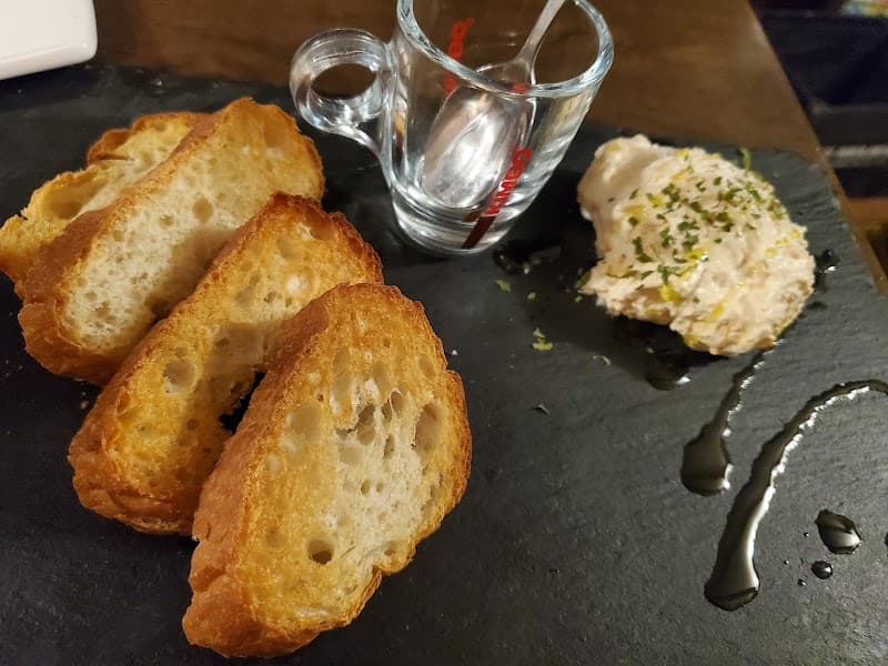 カジュアルバル Palsia ~パルシア~の店内・料理の写真 2枚目