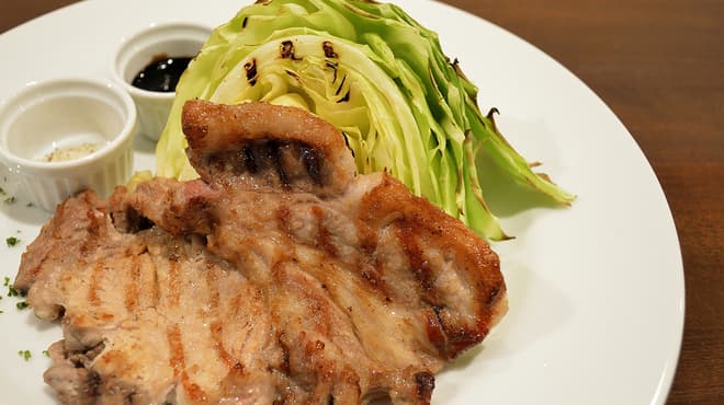 BAR食堂 CORAZONの店内・料理の写真 2枚目