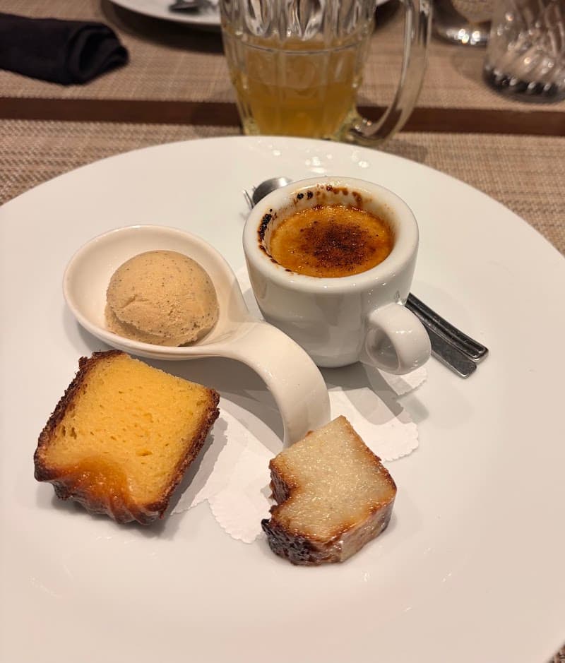 ビストロ ラ・ブークルの店内・料理の写真 3枚目