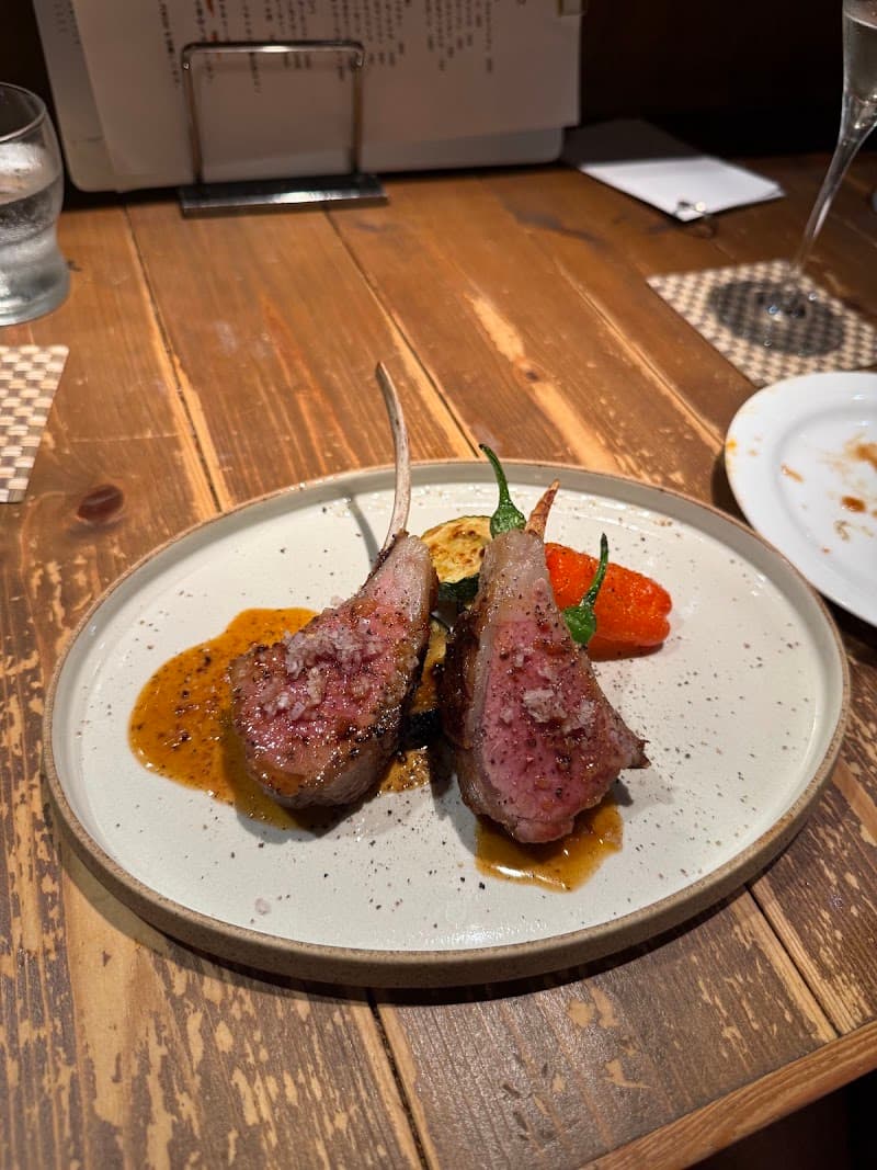 炭火焼鳥 bird ビストロbirdの店内・料理の写真 3枚目