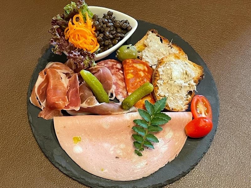 Le Gaulois （ル ゴロワ）の店内・料理の写真 2枚目