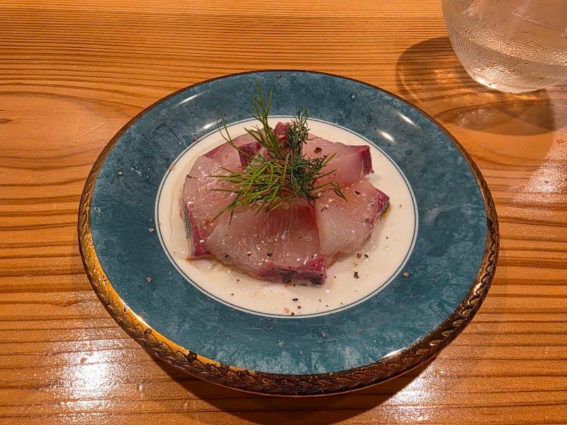 (酒)宮坂泰知商店 | さかなとワインの店内・料理の写真 2枚目