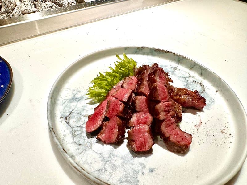 炭と葡萄の店内・料理の写真 2枚目