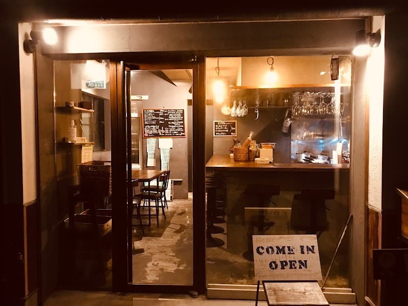 ワイン酒場kamebar