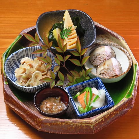 ＲＥ・ＢＩＲＴＨ．．．氣楽家の店内・料理の写真 2枚目