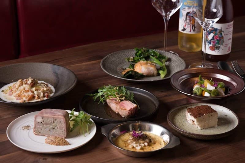 ビストロ Escaliers ～エスカリエ～の店内・料理の写真 2枚目